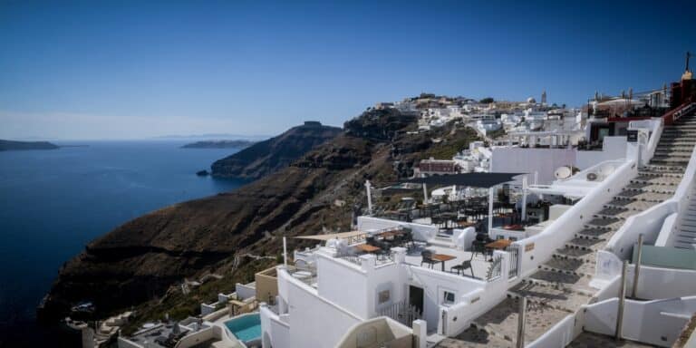 «Τουρισμός για Όλους»: Ξεκινούν οι αιτήσεις πληρωμής παρόχων για vouchers