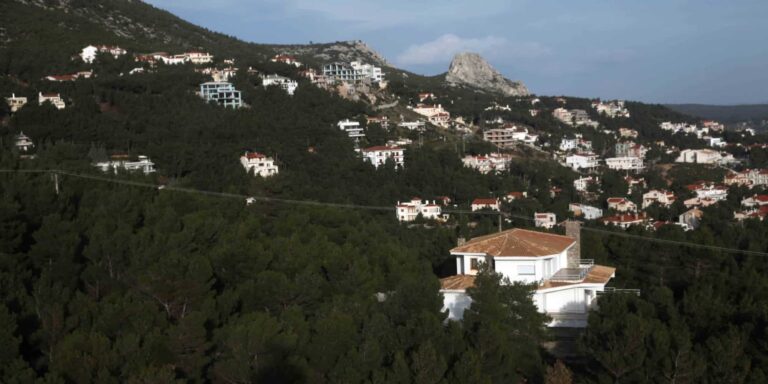 Παράταση για την υποβολή δικαιολογητικών υπαγωγής αυθαιρέτων