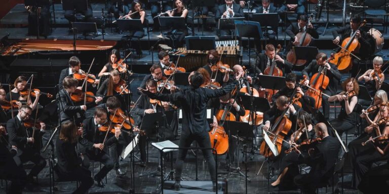 Ανεβαίνουν σε streaming οι sold out συναυλίες του Θ. Κουρεντζή