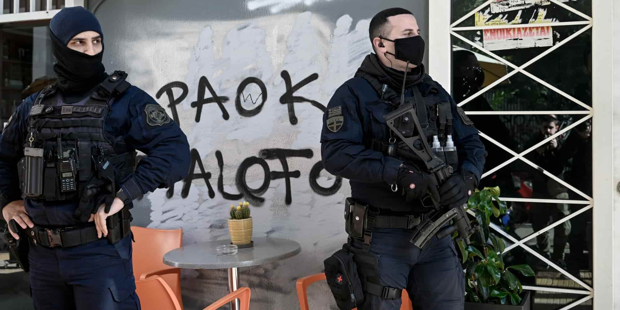Αστυνομικοί στον σύνδεσμο του ΠΑΟΚ στην Αθήνα
