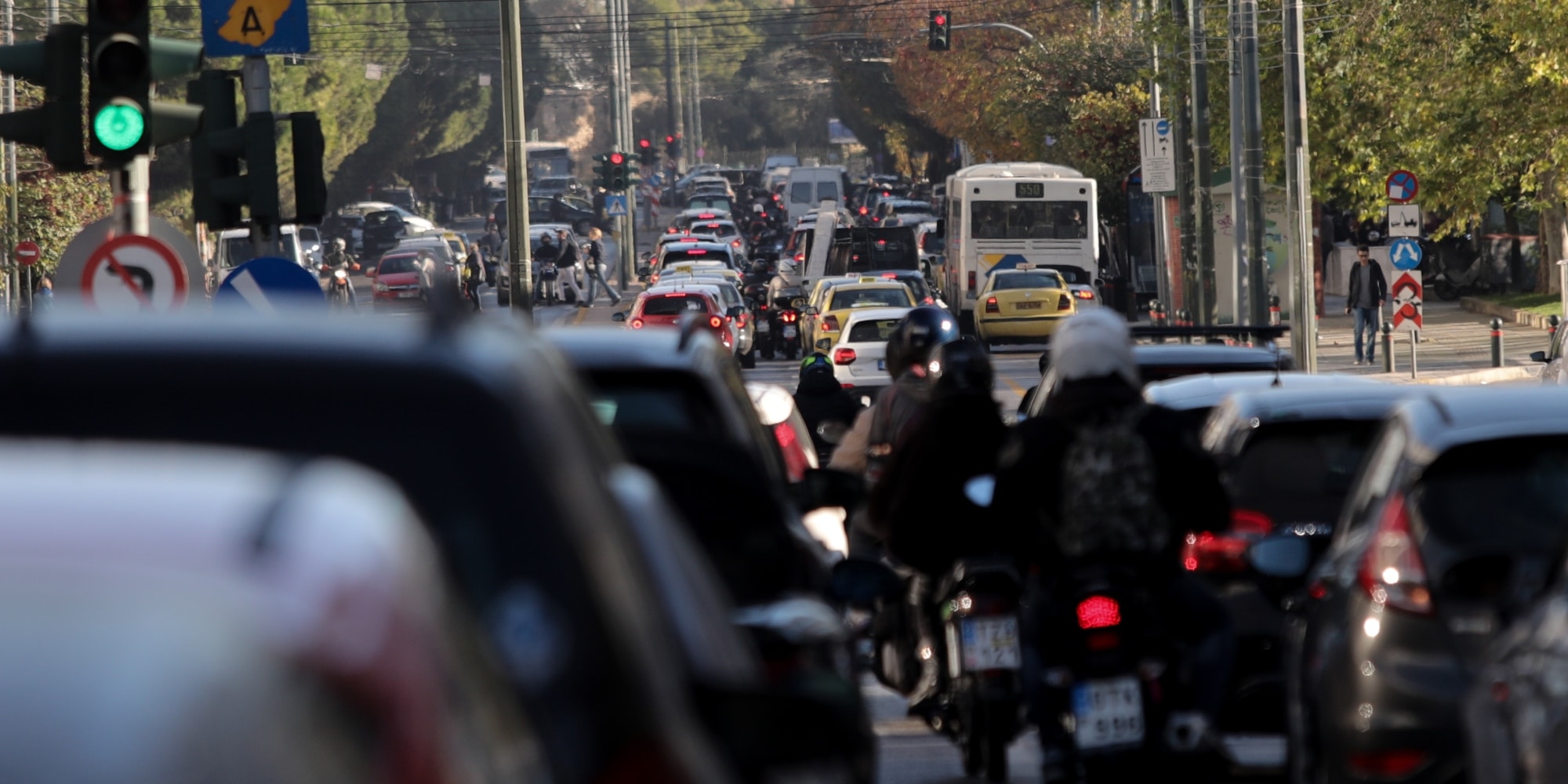 ΑΑΔΕ: Διευκρινίσεις για τα τέλη κυκλοφορίας των οχημάτων που είναι σε ακινησία