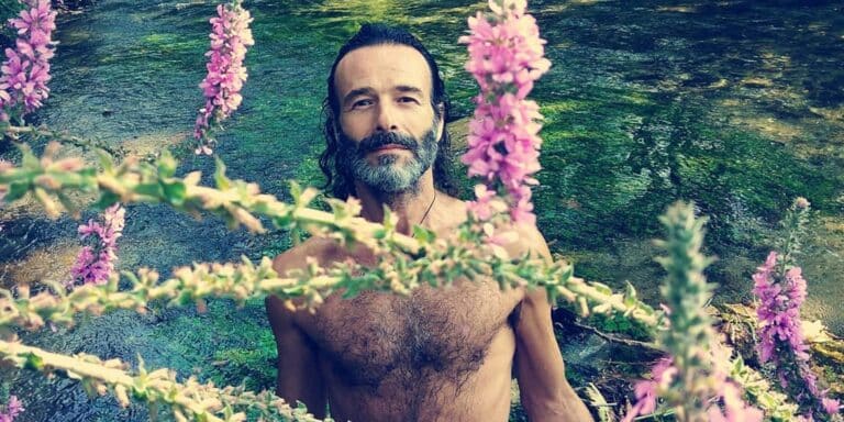 Ο Θανάσης Ευθυμιάδης έγινε 55 ετών αλλά δεν το πιστεύει! (βίντεο)