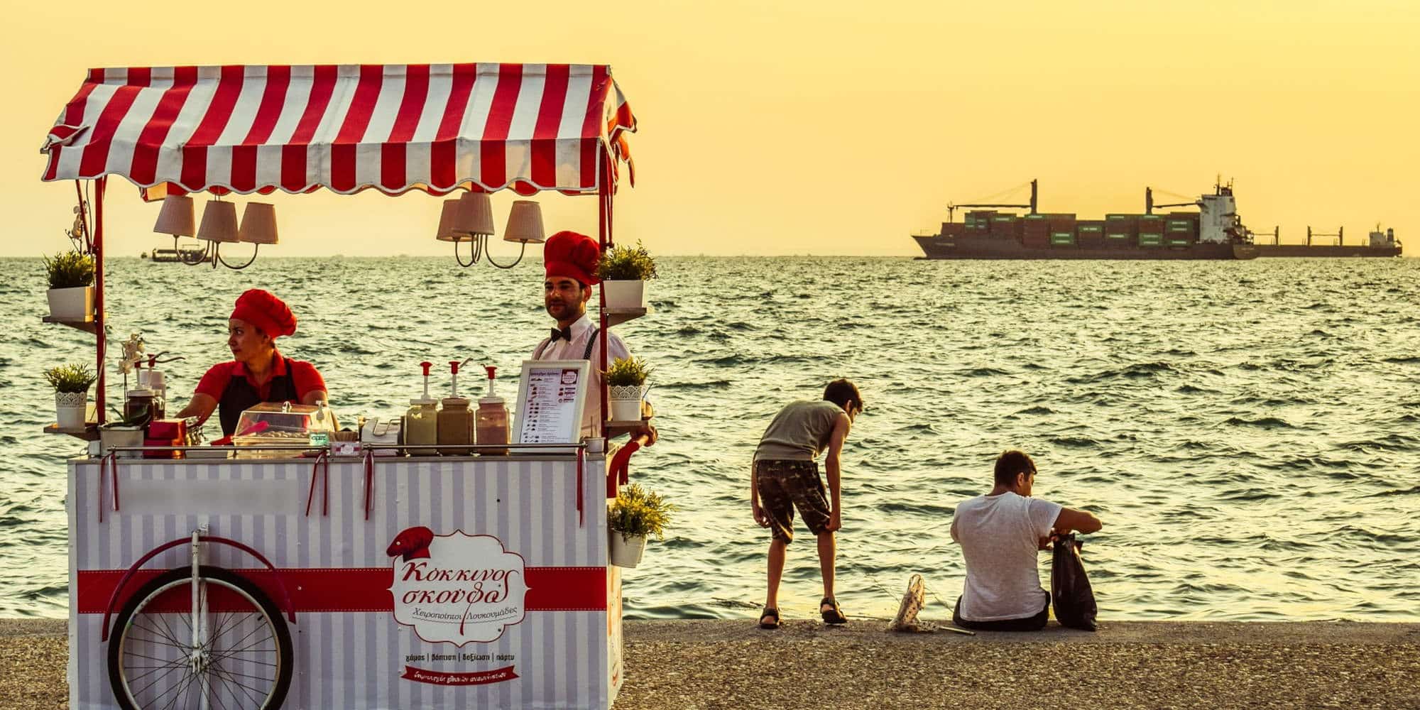 Καντίνα στην παραλία Θεσσαλονίκης