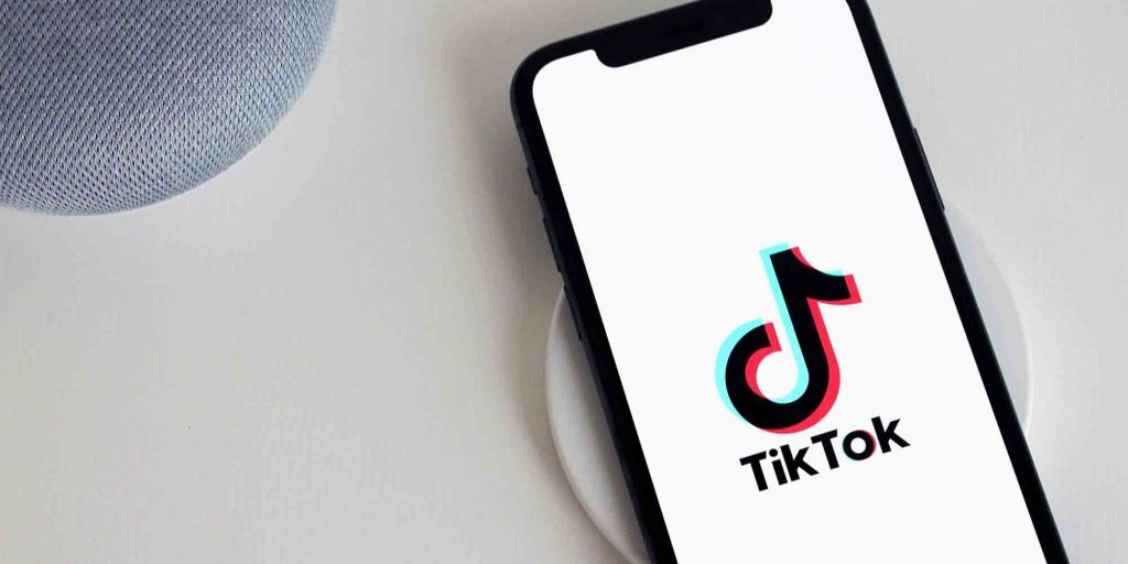 Το TikTok σε κινητό
