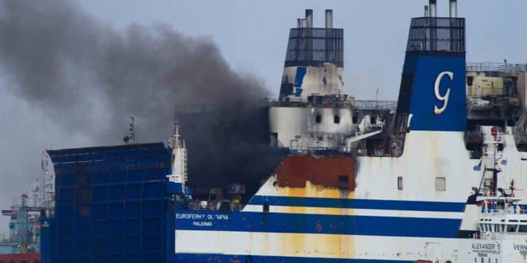 Euroferry Olympia: Εντοπίστηκε νεκρός 1 ακόμη από τους τρεις αγνοούμενους