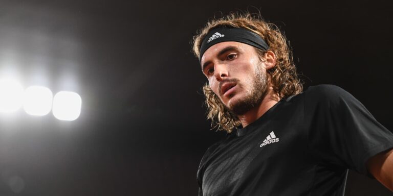 Αινιγματική ανάρτηση Τσιτσιπά: «Ο άνθρωπος είναι πιο πίθηκος κι από τους περισσότερους πιθήκους»