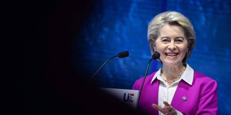 Η ΕΕ έχει έτοιμες κυρώσεις σε ενέργεια και οικονομία στην περίπτωση ρωσικής εισβολής στην Ουκρανία