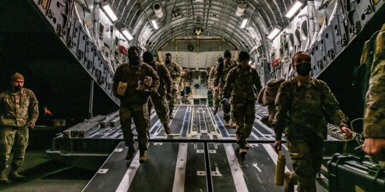 Νέος Ψυχρός Πόλεμος: Αμερικανικές ενισχύσεις στη Γερμανία, στρατιωτικά γυμνάσια στην Ουκρανία