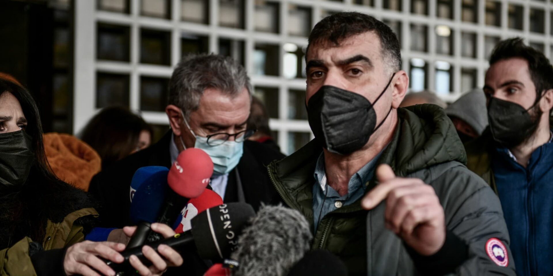 Ο Κώστας Βαξεβάνης