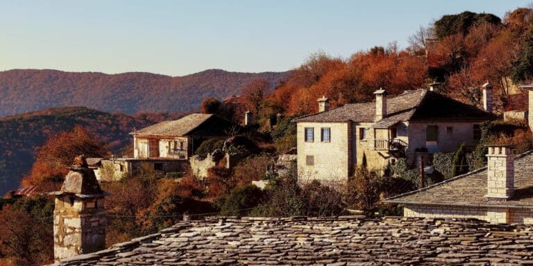 Οι πιο cozy προορισμοί στην Ελλάδα για το φθινόπωρο