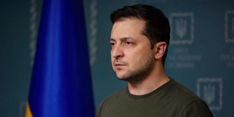 Ζελένσκι: «Συμφωνήσαμε για συνάντηση με τους Ρώσους στα σύνορα Λευκορωσίας – Ουκρανίας»
