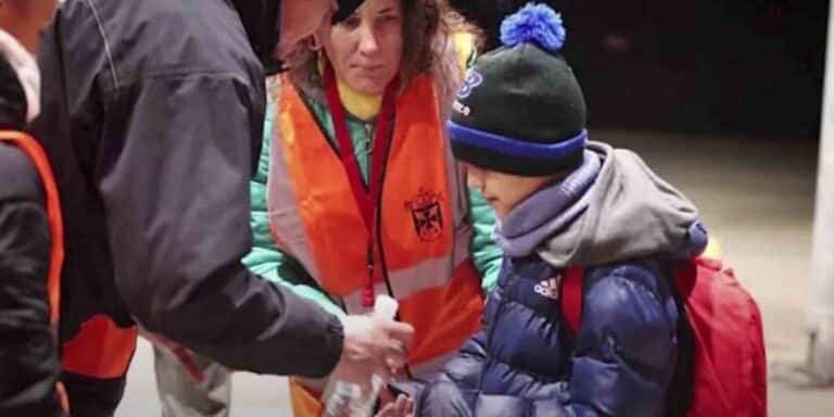 Ο 11χρονος Χασάν έφτασε μόνος του από την Ουκρανία στη Σλοβακία: «Με οδήγησε η ελπίδα» (βίντεο)