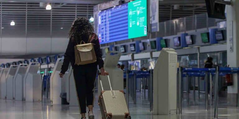 Στα ύψη η επιβατική κίνηση στα αεροδρόμια της Ελλάδας το α’ δίμηνο του 2022
