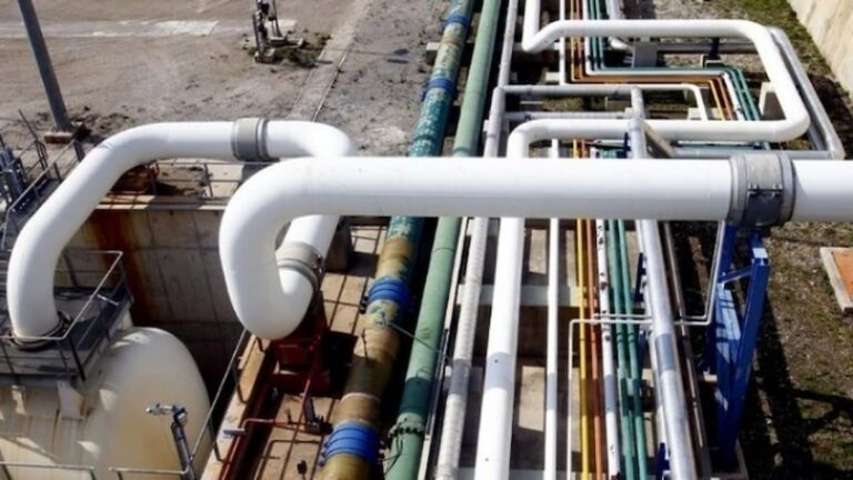 Η Ευρωπαϊκή Ένωση εξετάζει σενάρια για την αναστολή της προμήθειας φυσικού αερίου από τη Ρωσία