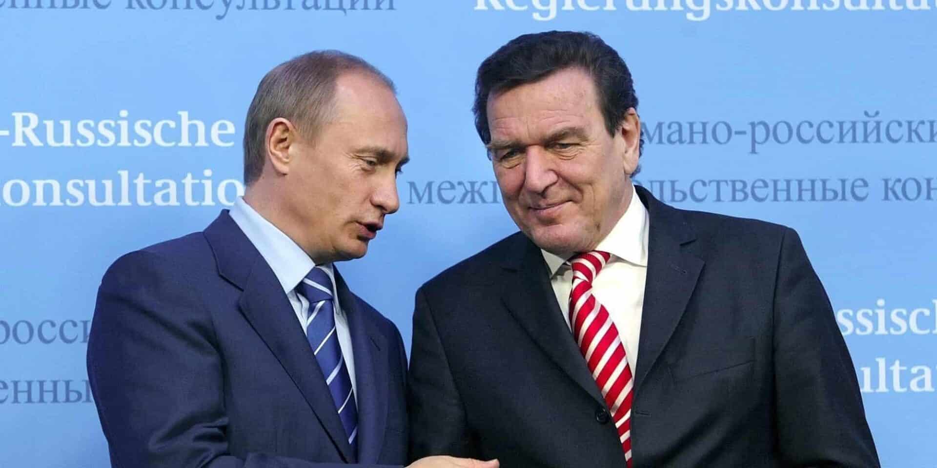 Ο Βλαντιμίρ Πούτιν με τον Γκέρχαρντ Σρέντερ