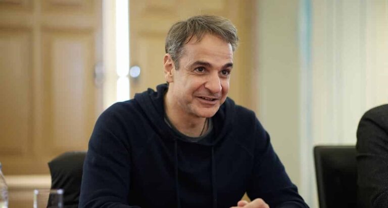 Θετικός στον κορονοϊό ο Κυριάκος Μητσοτάκης (βίντεο)