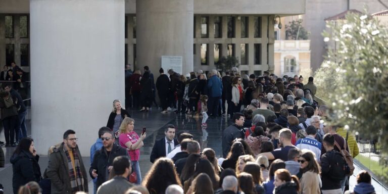 Οι Έλληνες διψούν για πολιτισμό – Αύξηση 188% στις επισκέψεις στα μουσεία