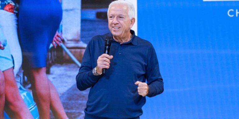 Μοντέλα καταγγέλουν για σεξουαλική επίθεση τον συνιδρυτή της Guess, Paul Marciano