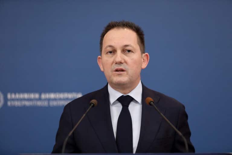 Πέτσας: «Οι τιμές προεξοφλούν ακόμα και διακοπή τροφοδοσίας φυσικού αερίου»