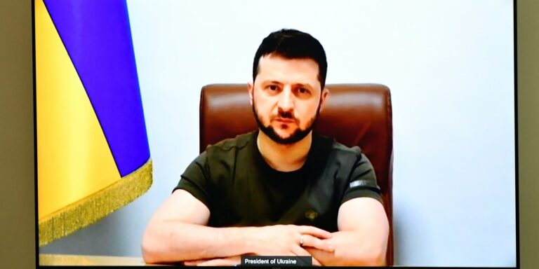 Ο Ζελένσκι ανακάλεσε τους Ουκρανούς πρεσβευτές σε Μαρόκο και Γεωργία – «Είναι αναποτελεσματικοί»