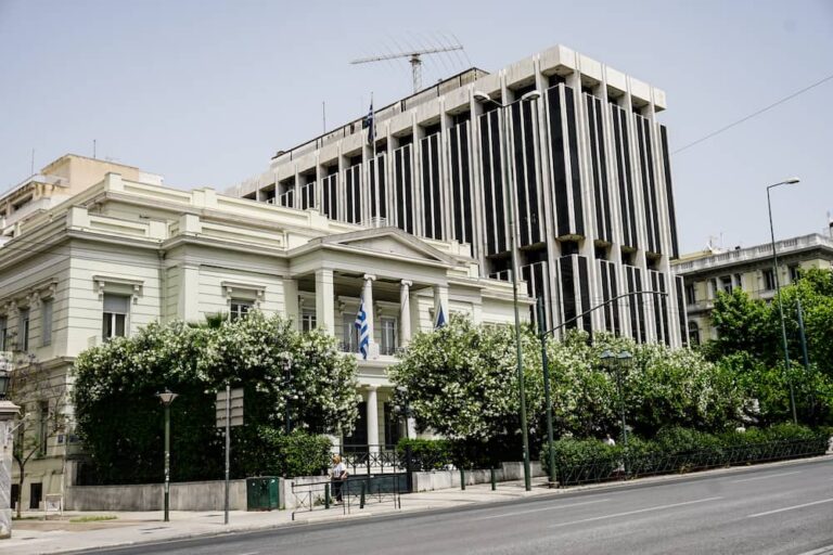 Διπλωματικές πηγές: Η Ελλάδα ενισχύει την διεθνή της παρουσία – Οι κινήσεις σε Βαλκάνια και ΟΗΕ