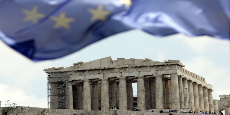 ΙΟΒΕ: Σταθεροποιήθηκε το οικονομικό κλίμα – Βελτιώθηκε η καταναλωτική εμπιστοσύνη