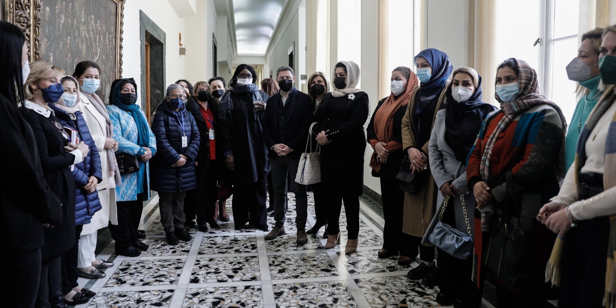 Η συνάντηση του Νίκου Ανδρουλάκη με τις γυναίκες πρόσφυγες