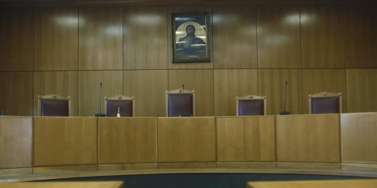 Η Ολομέλεια του ΣτΕ αποφαίνεται για τη συνταγματικότητα του clawback – Πυξίδα απόφαση «πιλότος» του ΣΤ’ Τμήματος