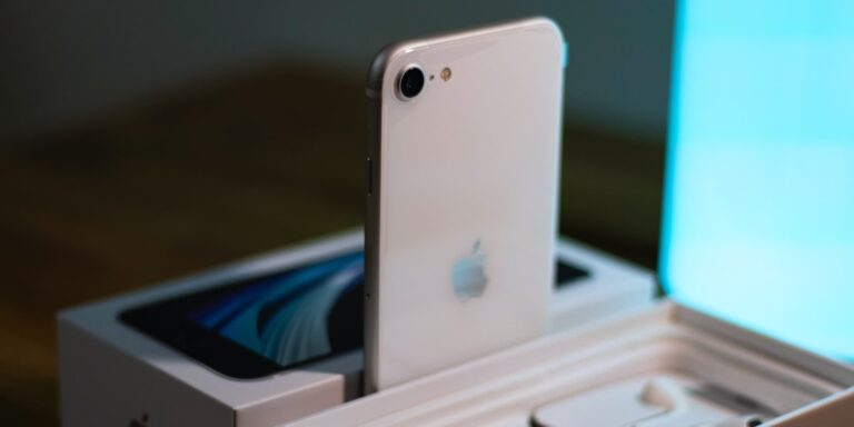 Η Apple παρουσίασε τη γενιά iPhone SE, iPad Air και Mac Studio (εικόνες)