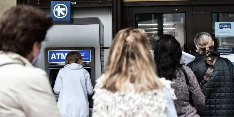 e-ΕΦΚΑ-ΔΥΠΑ: Ο «χάρτης» των πληρωμών έως την 1η Νοεμβρίου