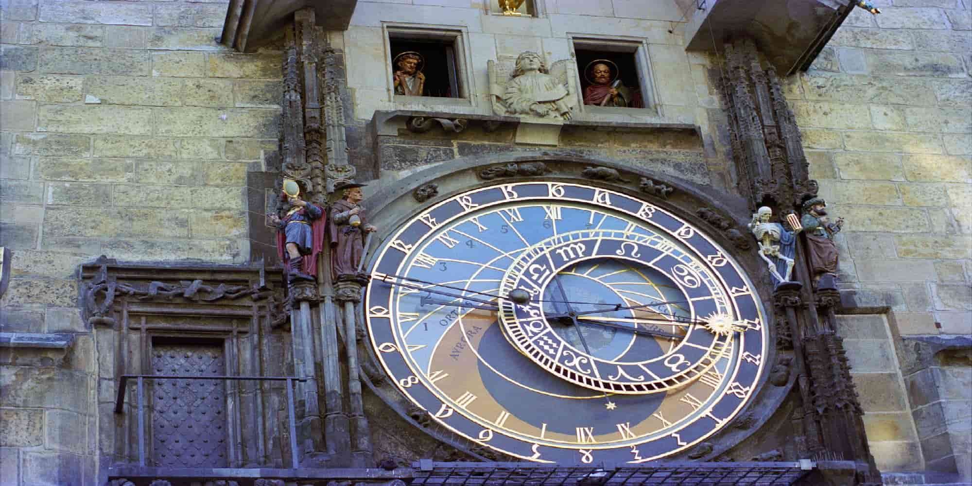 το διάσημο αστρονομικό ρολόι της Πράγας