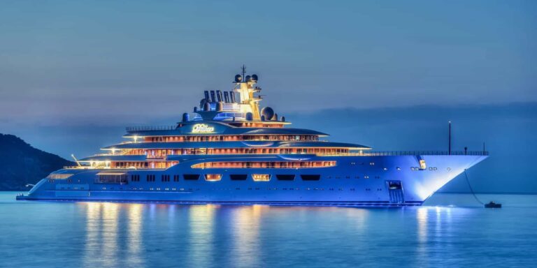 Η Γερμανία κατάσχεσε το superyacht Ρώσου ολιγάρχη αξίας 600 εκατ. δολαρίων – Το Dilbar με τις πιο προηγμένες τεχνολογίες ασφαλείας (εικόνες)