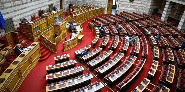 Αντιδράσεις της ελάσσονος αντιπολίτευσης στο διάγγελμα Μητσοτάκη – «Τα μέτρα της κυβέρνησης δεν αρκούν»