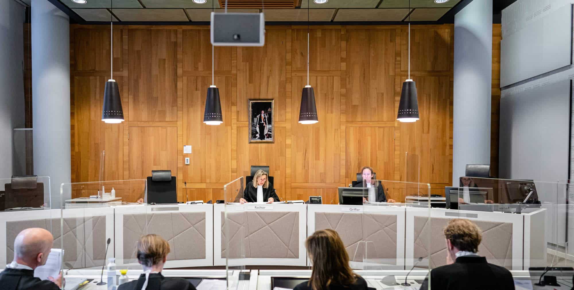 Βοήθεια στο Διεθνές Δικαστήριο, αίθουσα του οποίου φαίνεται στην εικόνα, στέλνει η Γαλλία