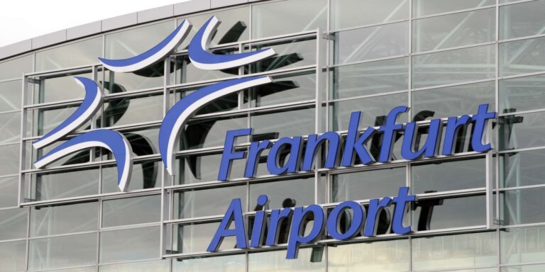 Ρωσία: Η Fraport αναστέλλει τη δραστηριότητά της στην Αγία Πετρούπολη