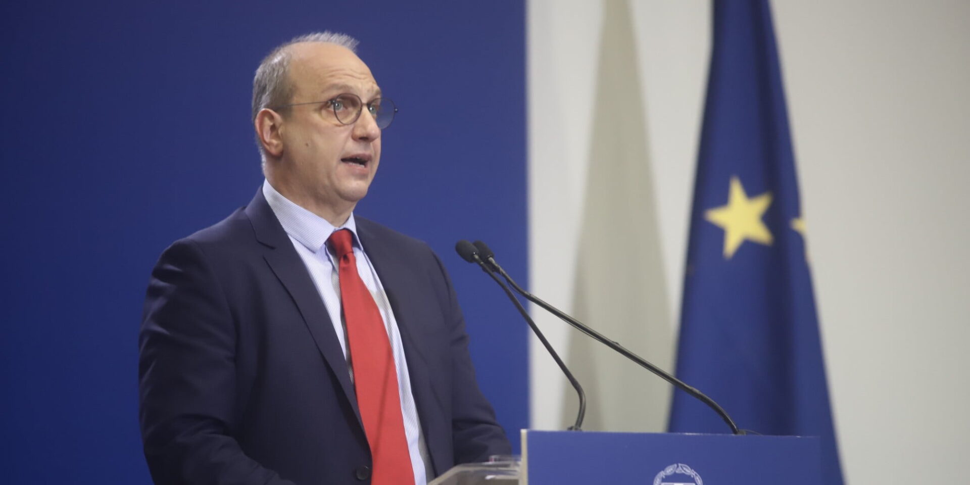O κυβερνητικός εκπρόσωπος Γιάννης Οικονόμου