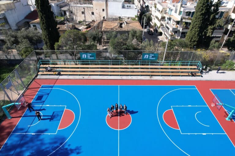 Ένας ακόμη ελεύθερος χώρος πρασίνου και άθλησης προστίθεται στην «καρδιά» της Αθήνας (εικόνες)