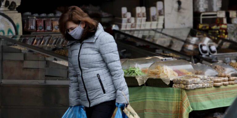 Ανοιχτές οι λαϊκές αγορές την Καθαρά Δευτέρα – Τι ισχύει για φούρνους και ζαχαροπλαστεία