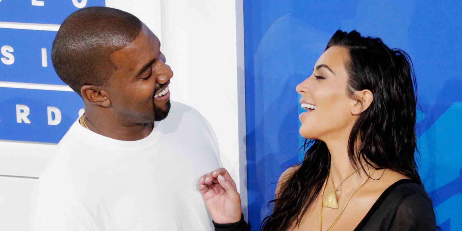 Ο kanye west με την Κιμ Καρντάσιαν