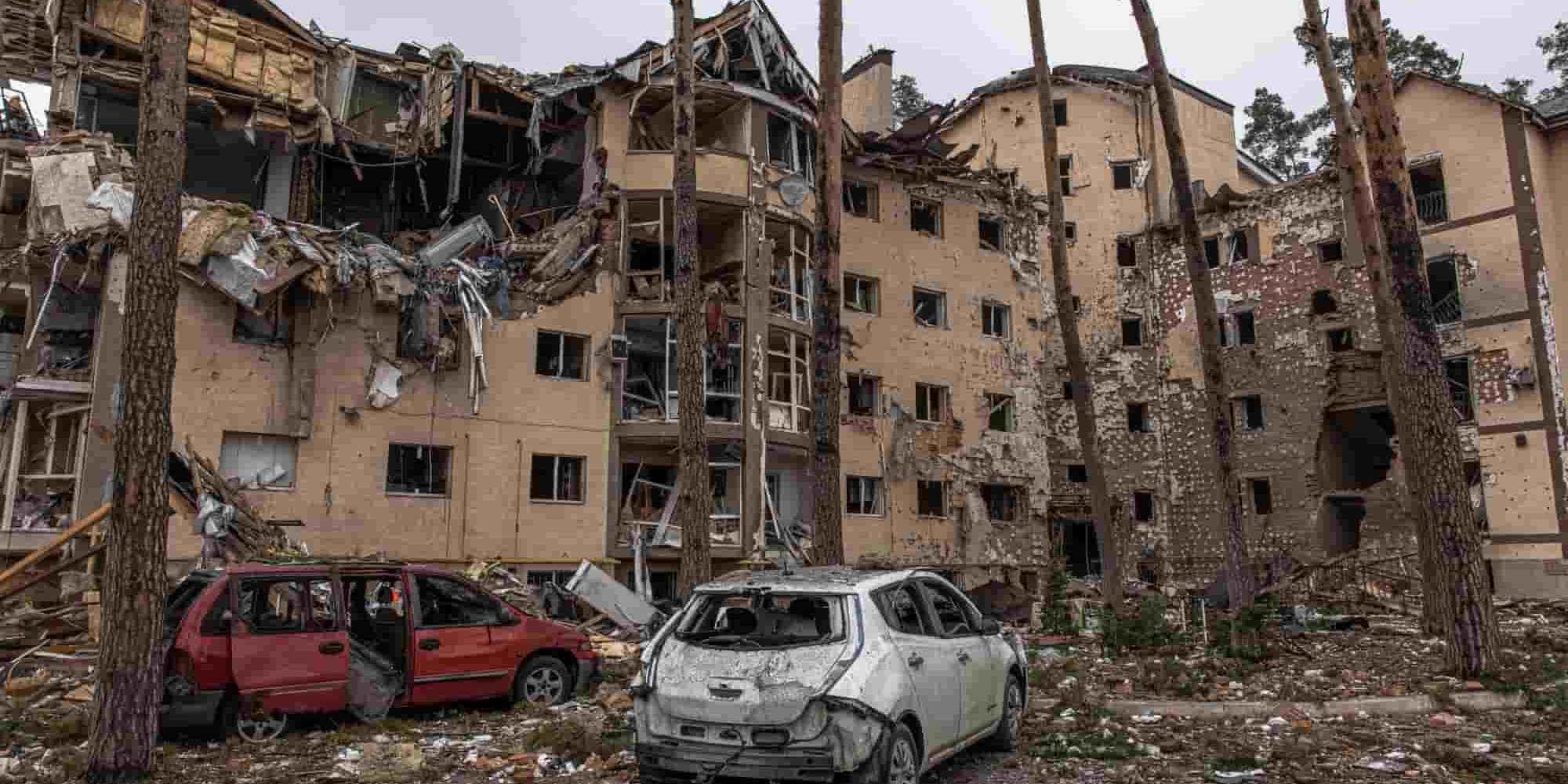 Εικόνες καταστροφής από τον πόλεμο στο Κίεβο