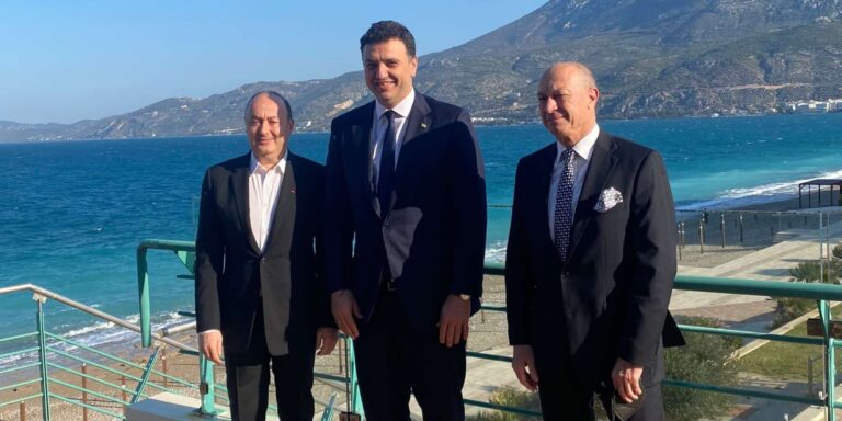 Κικίλιας: «Πάνω από 3 εκατ. οι διαθέσιμες αεροπορικές θέσεις από τη Γαλλία για το 2022»