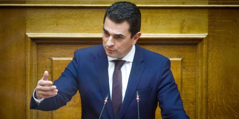 Σκρέκας: «Σε ένα χρόνο η Ελλάδα μπορεί να απεξαρτηθεί πλήρως από το ρωσικό φυσικό αέριο» (βίντεο)