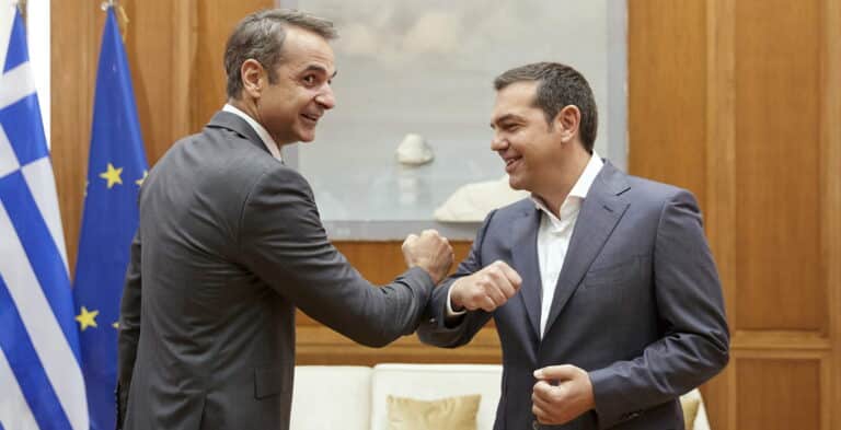 Δημοσκόπηση: Προβάδισμα 8,9% για τη ΝΔ έναντι του ΣΥΡΙΖΑ – Με δυσκολία πληρώνει τις υποχρεώσεις του λόγω ακρίβειας, ο πολίτης