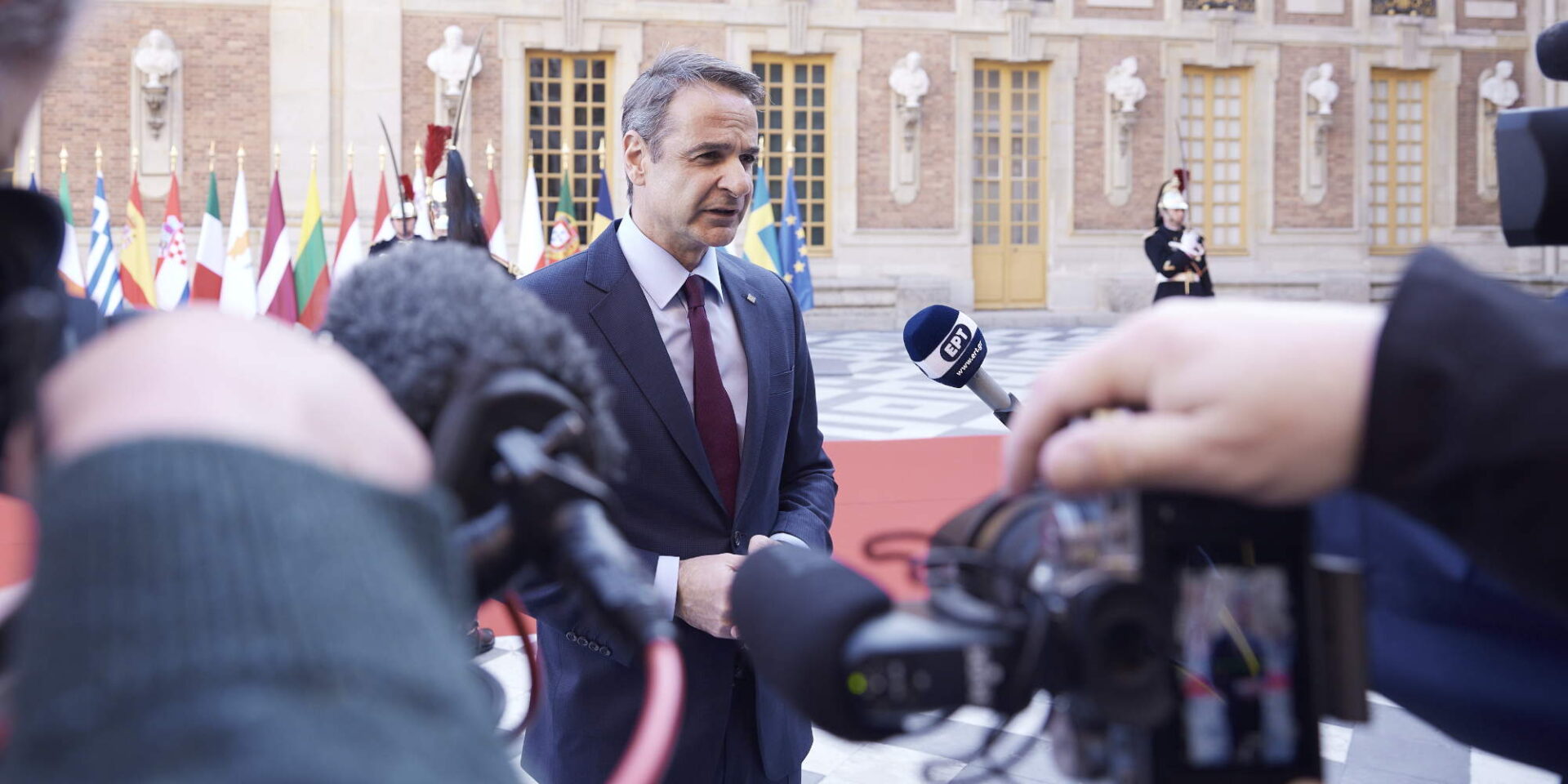 Ο Κυριάκος Μητσοτάκης στις Βερσαλλίες