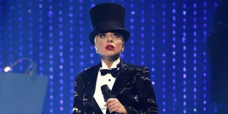 Lady Gaga, Μπίλι Πόρτερ, Έρικ ΜακΚόρμακ συνοικοδεσπότες του πάρτι των Όσκαρ του Έλτον Τζον