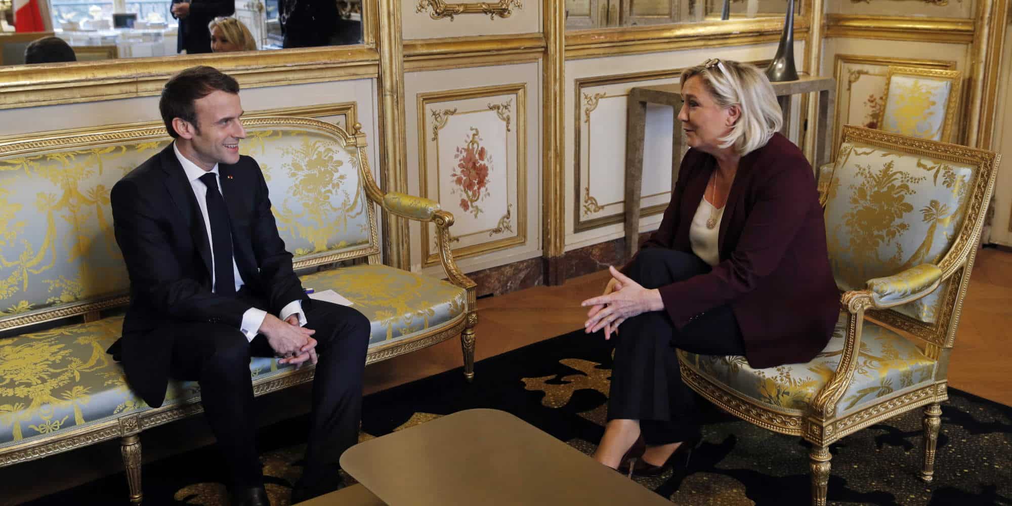 Ο Γάλλος πρόεδρος Εμανουέλ Μακρόν με τη Μαρίν Λεπέν