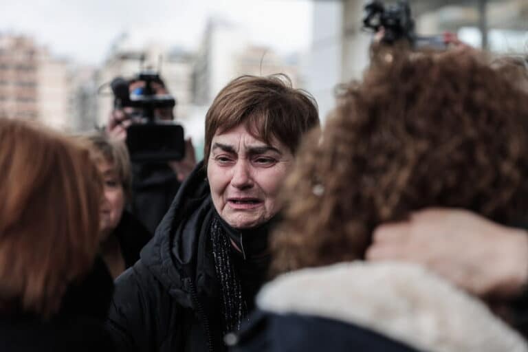 Κι άλλη διακοπή στη δίκη Τοπαλούδη λόγω κορονοϊού: Αντιδράσεις από τους γονείς – «Δηλαδή θα κάνουμε πάλι το ταξιδάκι Διδυμότειχο και πίσω;»