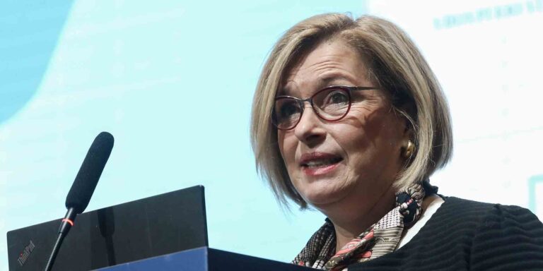 Γκάγκα: «Η μονιμότητα στις προσλήψεις του ΕΣΥ δεν καταργείται»
