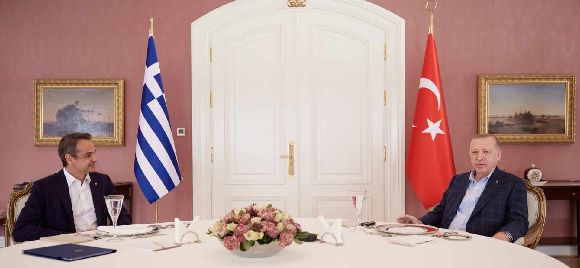 Ο πρωθυπουργός, Κυριάκος Μητσοτάκης και ο πρόεδρος της Τουρκίας, Ρετζέπ Ταγίπ Ερντογάν