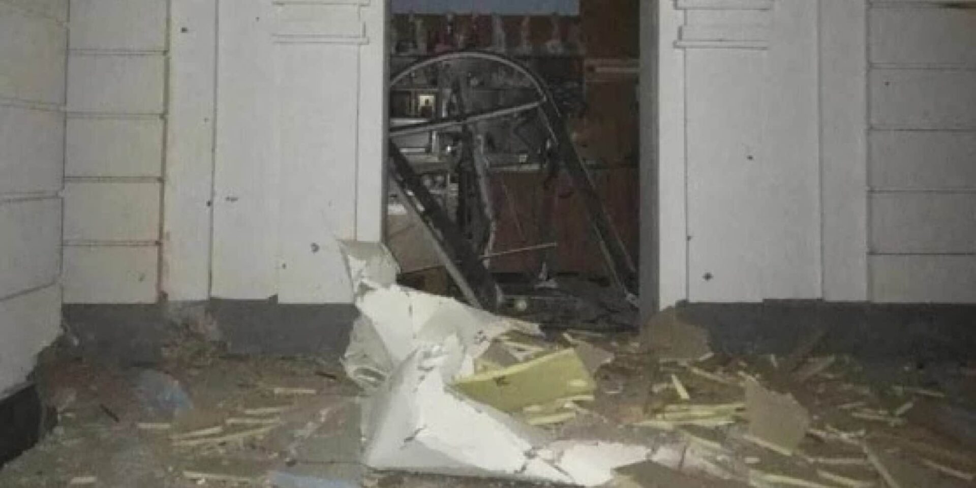 Βομβαρδισμένο μοναστήρι στην Ουκρανία